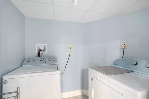 60 Fairlawn Ave, Woonsocket, RI 02895 photo 30