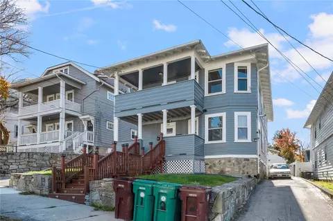 60 Fairlawn Ave, Woonsocket, RI 02895