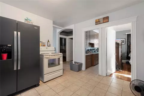 60 Fairlawn Ave, Woonsocket, RI 02895 photo 14