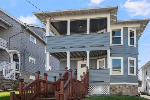 60 Fairlawn Ave, Woonsocket, RI 02895 photo 3