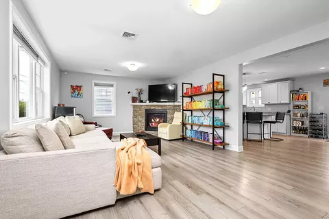 54 Raymond St, East Providence, RI 02914
