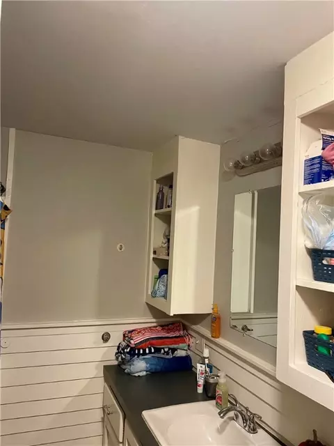 Bath - 309 Summer St, Woonsocket, RI 02895 photo 4 of 4