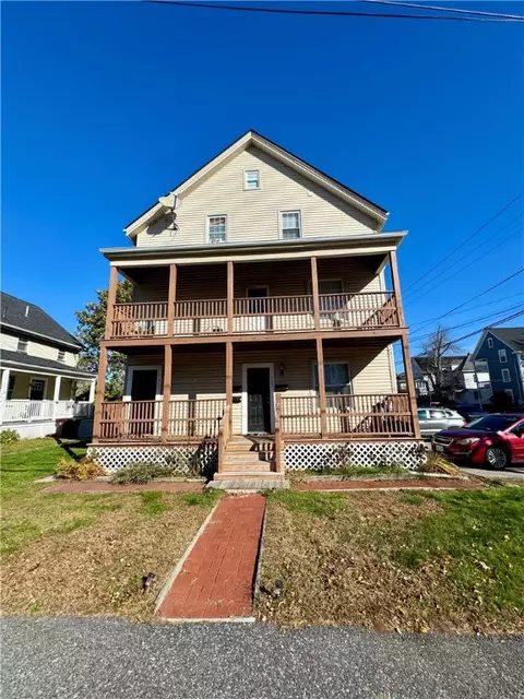 309 Summer St, Woonsocket, RI 02895
