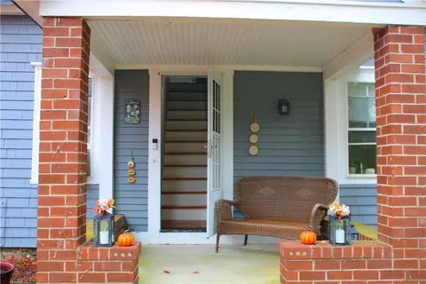 Exterior - 67 Dexter Rd, Scituate, RI 02857 photo 4 of 7