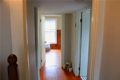 Entry Way - 67 Dexter Rd, Scituate, RI 02857 photo 1 of 3