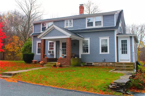 67 Dexter Rd, Scituate, RI 02857