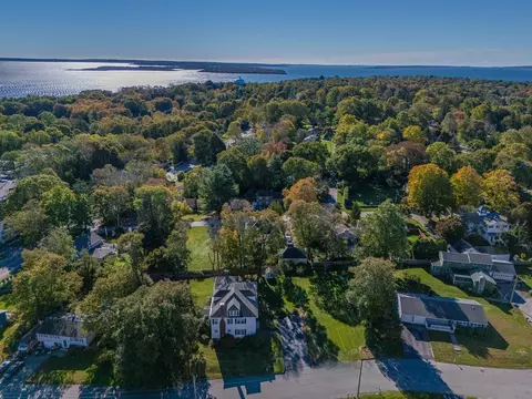 View/Area - 30 White Rock Road Rd, Warwick, RI 02889 photo 2 of 6