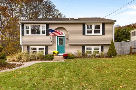 5 Ichabod Ln, Westerly, RI 02891