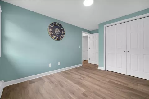 Bedroom - 5 Ichabod Ln, Westerly, RI 02891 photo 1 of 4