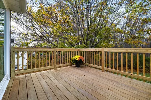 Exterior - 5 Ichabod Ln, Westerly, RI 02891 photo 5 of 9