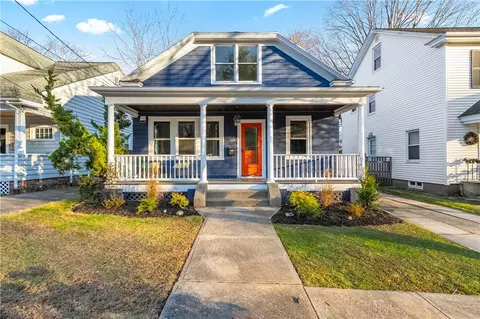 115 Longwood Ave, Providence, RI 02908