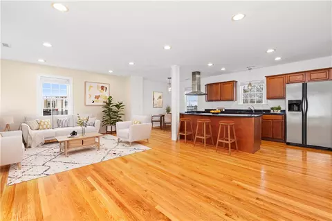 58 Sutton St #6, Providence, RI 02903