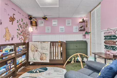 Bedroom - 71 Northup St, Warwick, RI 02889 photo 7 of 8