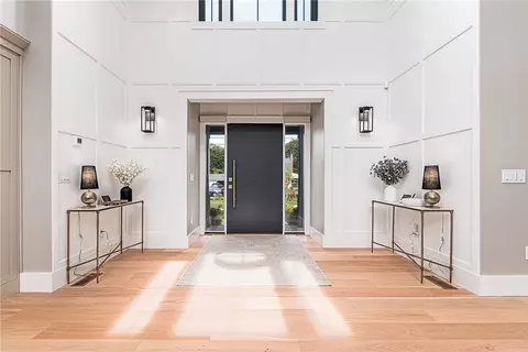 Entry Way - 33 Stuart St, Westerly, RI 02891 photo 1 of 1