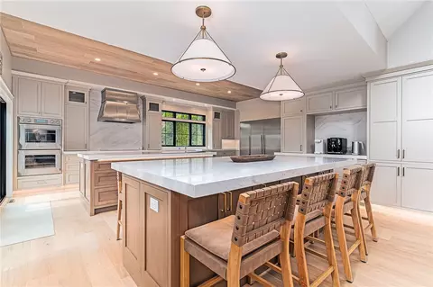 Kitchen - 33 Stuart St, Westerly, RI 02891 photo 1 of 5