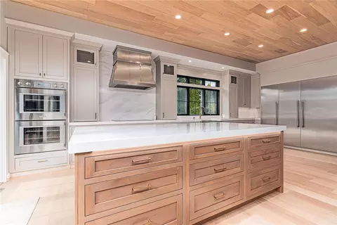 Kitchen - 33 Stuart St, Westerly, RI 02891 photo 4 of 5