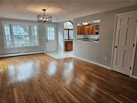 Living - 39 Damon Ave, Warwick, RI 02889 photo 3 of 6