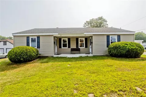28 Guertin St, Woonsocket, RI 02895 photo 1