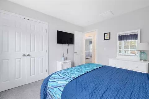 23 Clara Ave, Warwick, RI 02889 photo 15