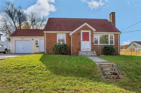 28 Harrington Dr, Johnston, RI 02919