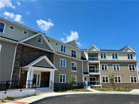 9 Joseph N Zenga Jr Blvd #102, East Greenwich, RI 02818