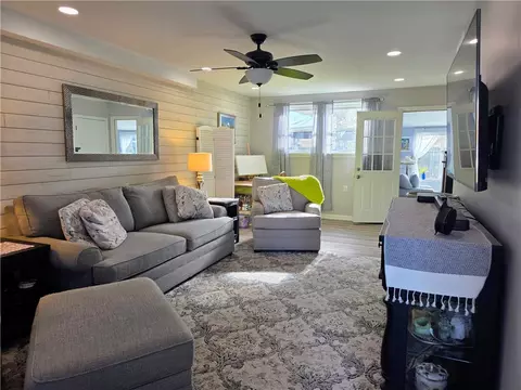 Living - 52 Inez Ave, Warwick, RI 02886 photo 1 of 5