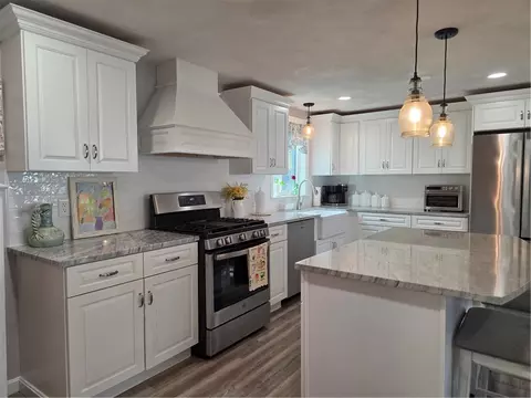 Kitchen - 52 Inez Ave, Warwick, RI 02886 photo 2 of 5