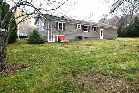 Exterior - 189 Myette St, Woonsocket, RI 02895 photo 4 of 5