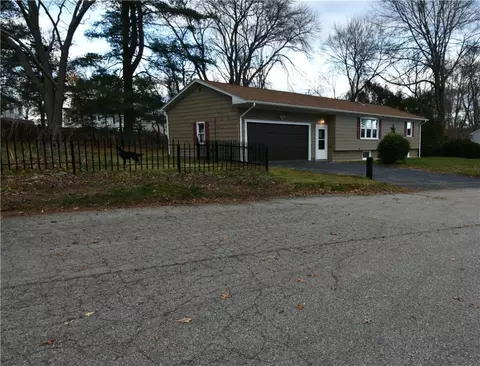 189 Myette St, Woonsocket, RI 02895