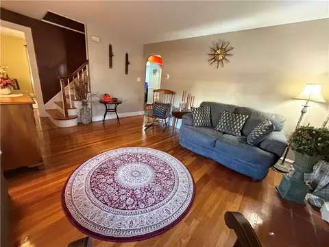 Living - 329 Pullen Ave, Pawtucket, RI 02861 photo 4 of 9