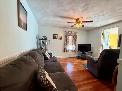 Living - 329 Pullen Ave, Pawtucket, RI 02861 photo 6 of 9