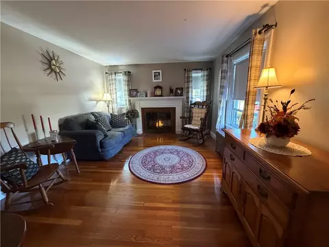 Living - 329 Pullen Ave, Pawtucket, RI 02861 photo 3 of 9