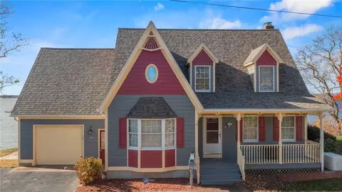 3 White Ave, Riverside, RI 02915