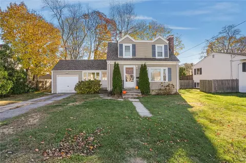 Exterior - 40 Cavalcade Blvd, Warwick, RI 02889 photo 9 of 11