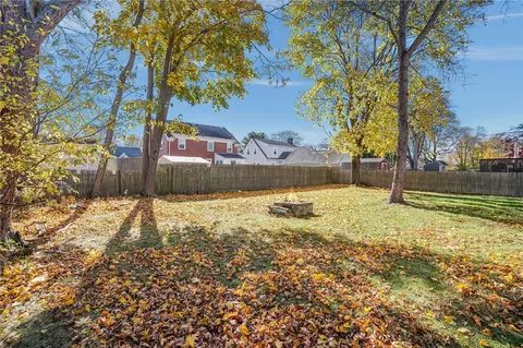 Exterior - 40 Cavalcade Blvd, Warwick, RI 02889 photo 8 of 11