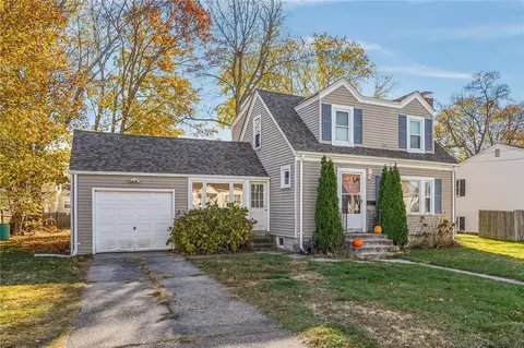 Exterior - 40 Cavalcade Blvd, Warwick, RI 02889 photo 2 of 11