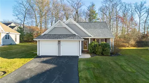 24 Cambridge Cir, Smithfield, RI 02917