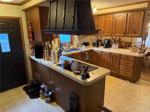 Kitchen - 20 Lane C, Coventry, RI 02816 photo 3 of 3