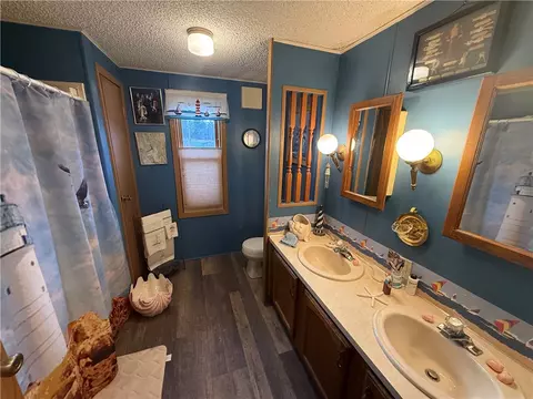 Bath - 20 Lane C, Coventry, RI 02816 photo 1 of 3