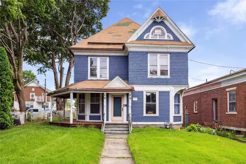 66 Providence St, Woonsocket, RI 02895
