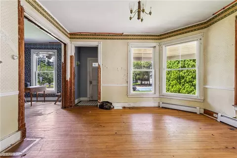 Living - 66 Providence St, Woonsocket, RI 02895 photo 3 of 6