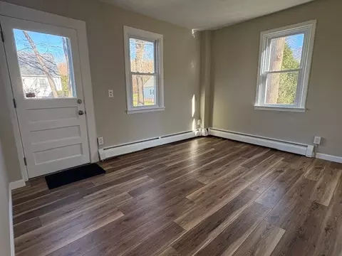 Living - 52 Jackson Flat Rd, Hope, RI 02831 photo 1 of 1