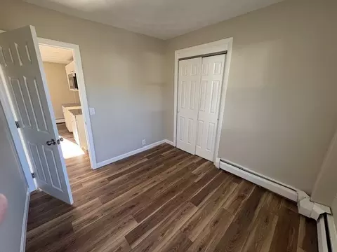 Bedroom - 52 Jackson Flat Rd, Hope, RI 02831 photo 2 of 3