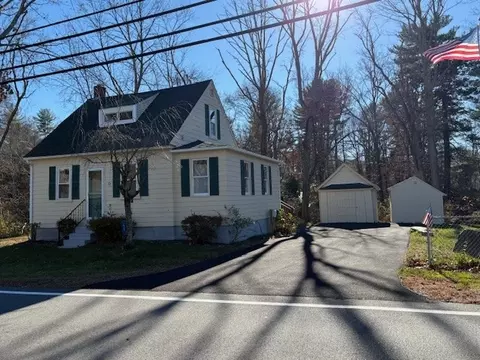 Exterior - 52 Jackson Flat Rd, Hope, RI 02831 photo 2 of 6