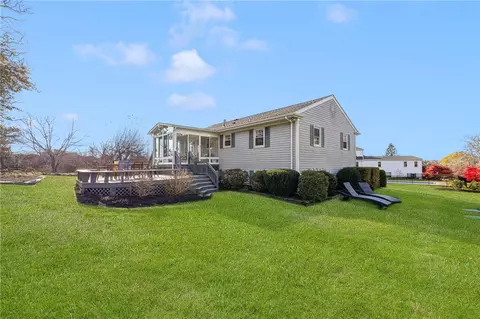 Exterior - 46 Arrowhead Dr, Tiverton, RI 02878 photo 7 of 7