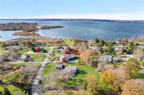 View/Area - 46 Arrowhead Dr, Tiverton, RI 02878 photo 2 of 5