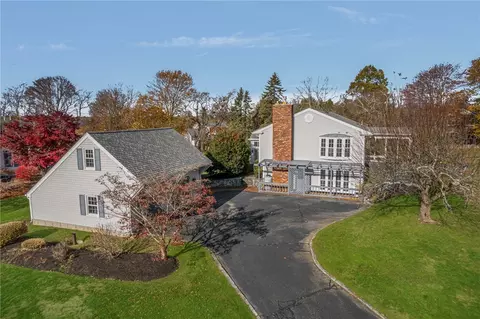 Other - 46 Arrowhead Dr, Tiverton, RI 02878 photo 1 of 8