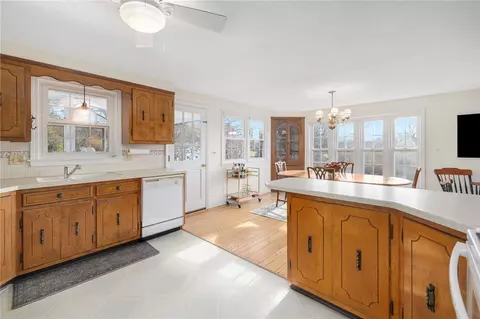 Kitchen - 46 Arrowhead Dr, Tiverton, RI 02878 photo 3 of 3