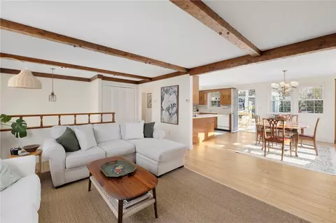 Living - 46 Arrowhead Dr, Tiverton, RI 02878 photo 3 of 5