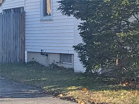 27 Frederick St, Warwick, RI 02888 photo 31